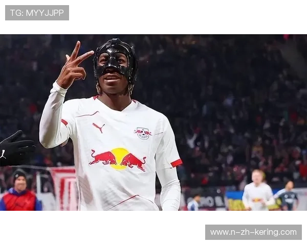 利物浦锋线组合默契十足,火力十足,利物浦边锋